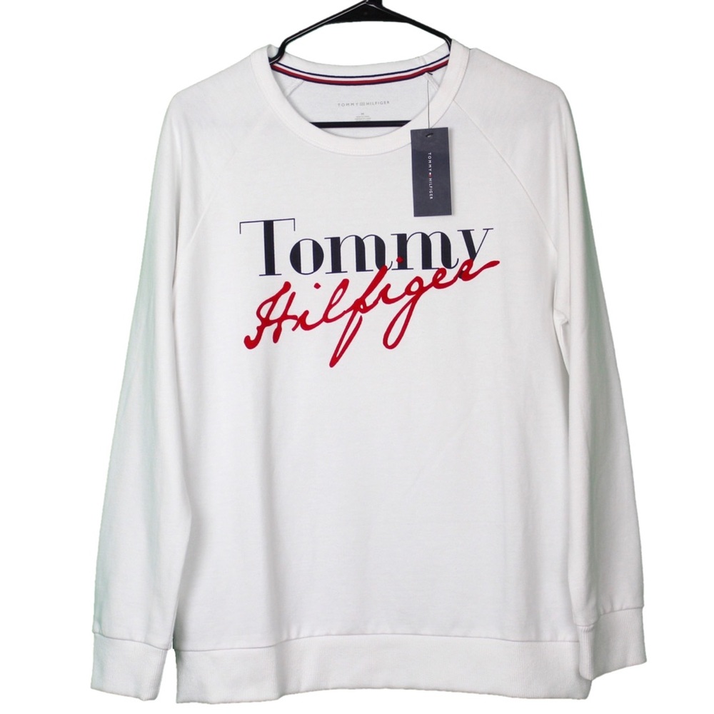 NWT Tommy Hilfiger Sweater